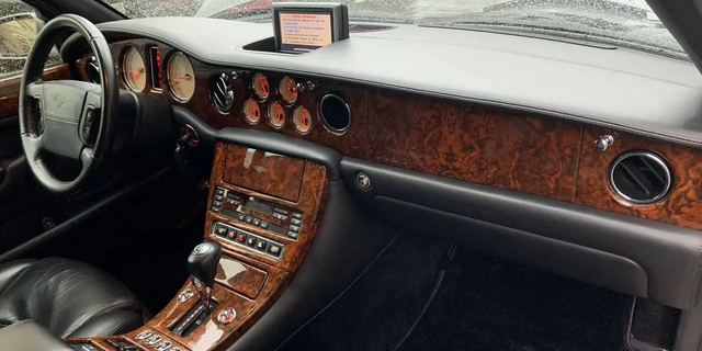 Bentley Arnage — фото 15